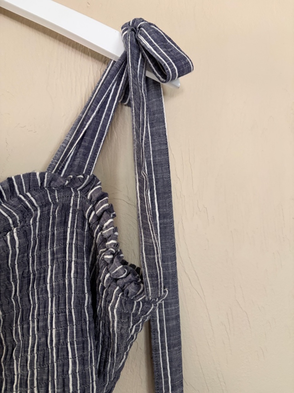 En Crème Striped Blue Tie-Shoulder Jumpsuit. Never Worn! NWOT! - Picture 4 of 11